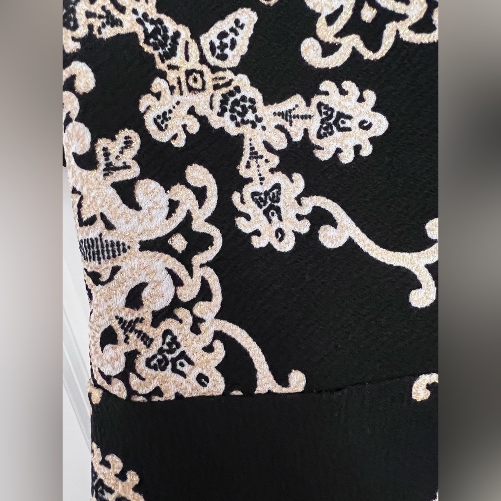 LulaRoe Nicole Elegant Collection with Matching Tights, jewelry, & belt - Picture 3 of 16